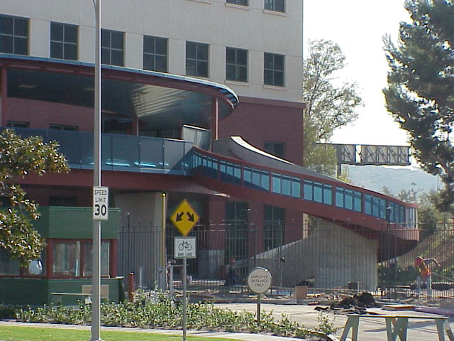 DISNEY-STUDIOS-BUBANK-CALIFORNIA-RADIAL-STAIRS-AND-BRIDGE